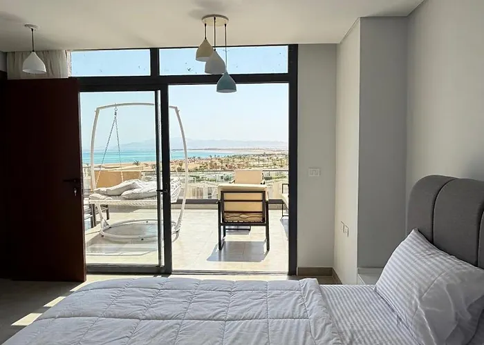 Modern Mesca Rooftop - Somabay By Faramawy Chalet